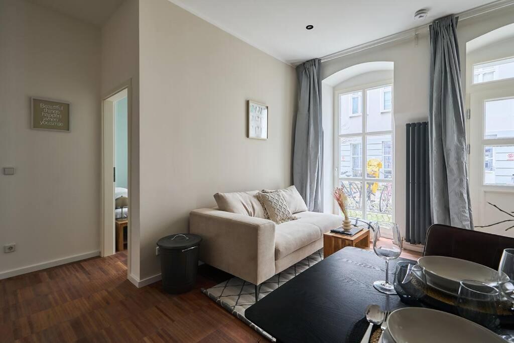 Central Apartment - Linienstrasse Berlin Luaran gambar
