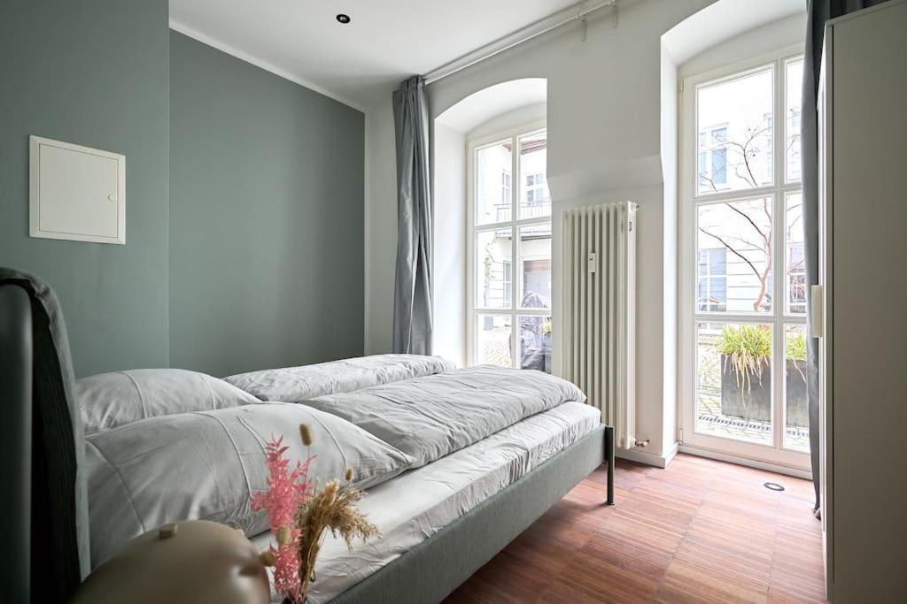 Central Apartment - Linienstrasse Berlin Luaran gambar